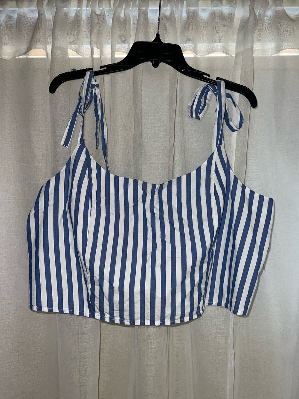 NWT | Blue and white striped crop top with ties